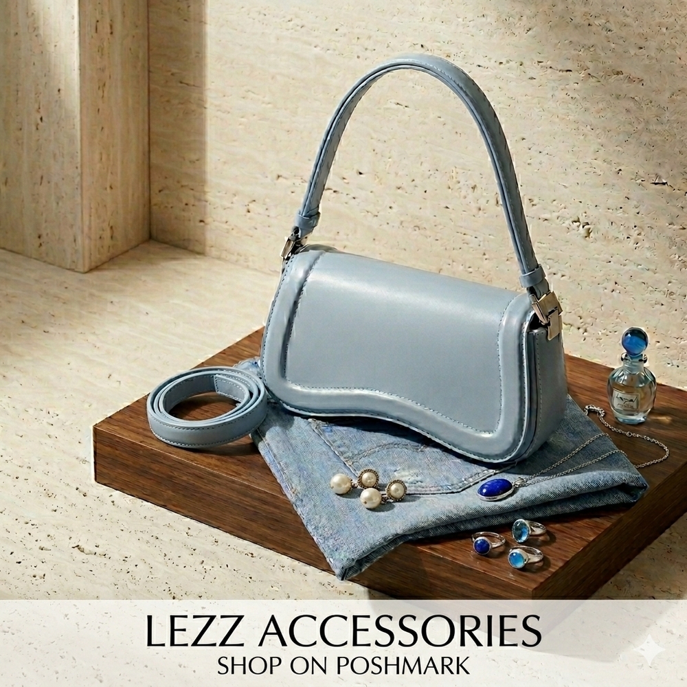 Classic Women's Max Light Blue Smooth Leather Shoulder Bag - Picture 3 of 9